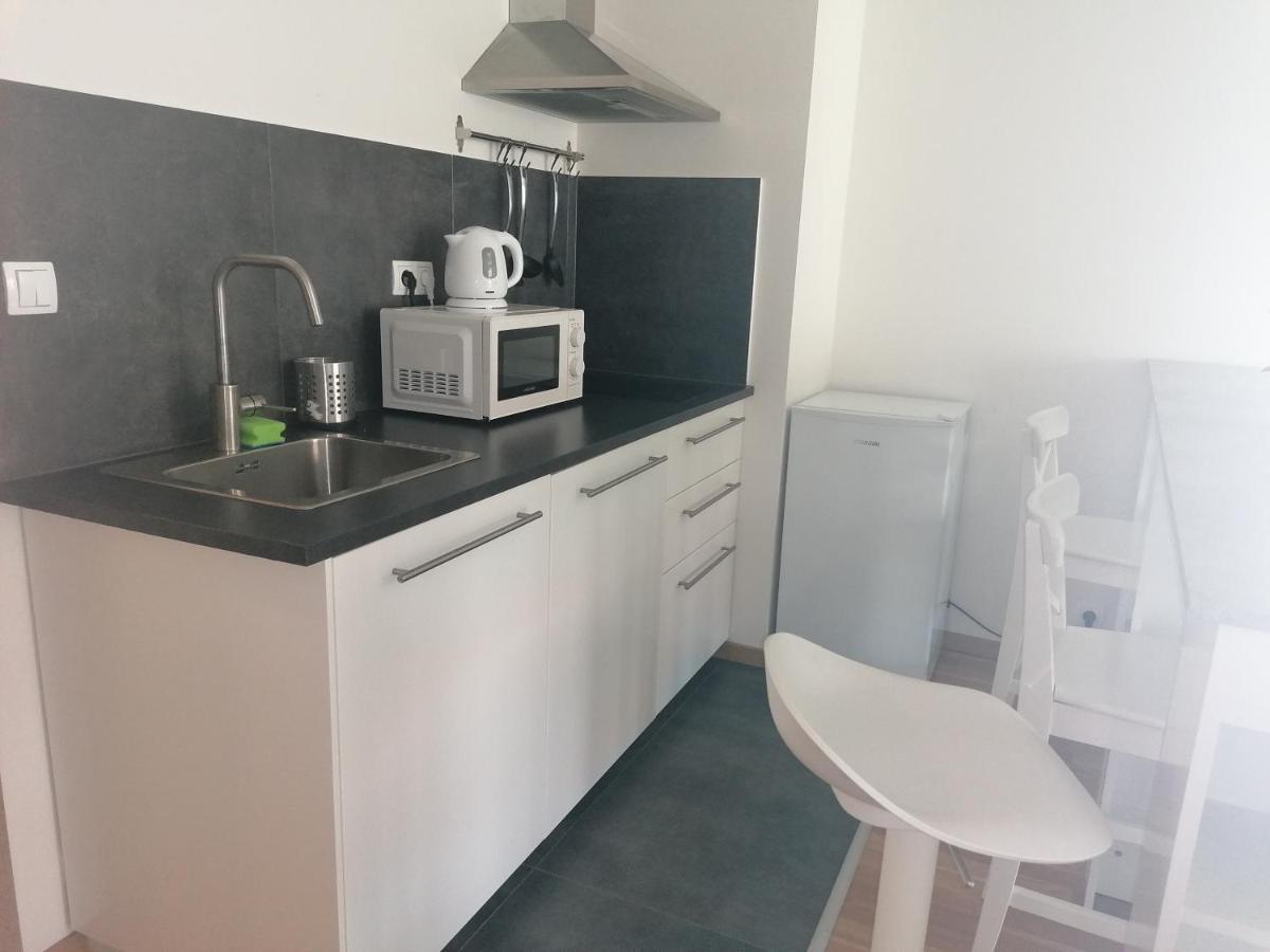 Brand New Two Room Apartment #64 In Elite Rezidence With Free Secure Parking Prag Exterior foto